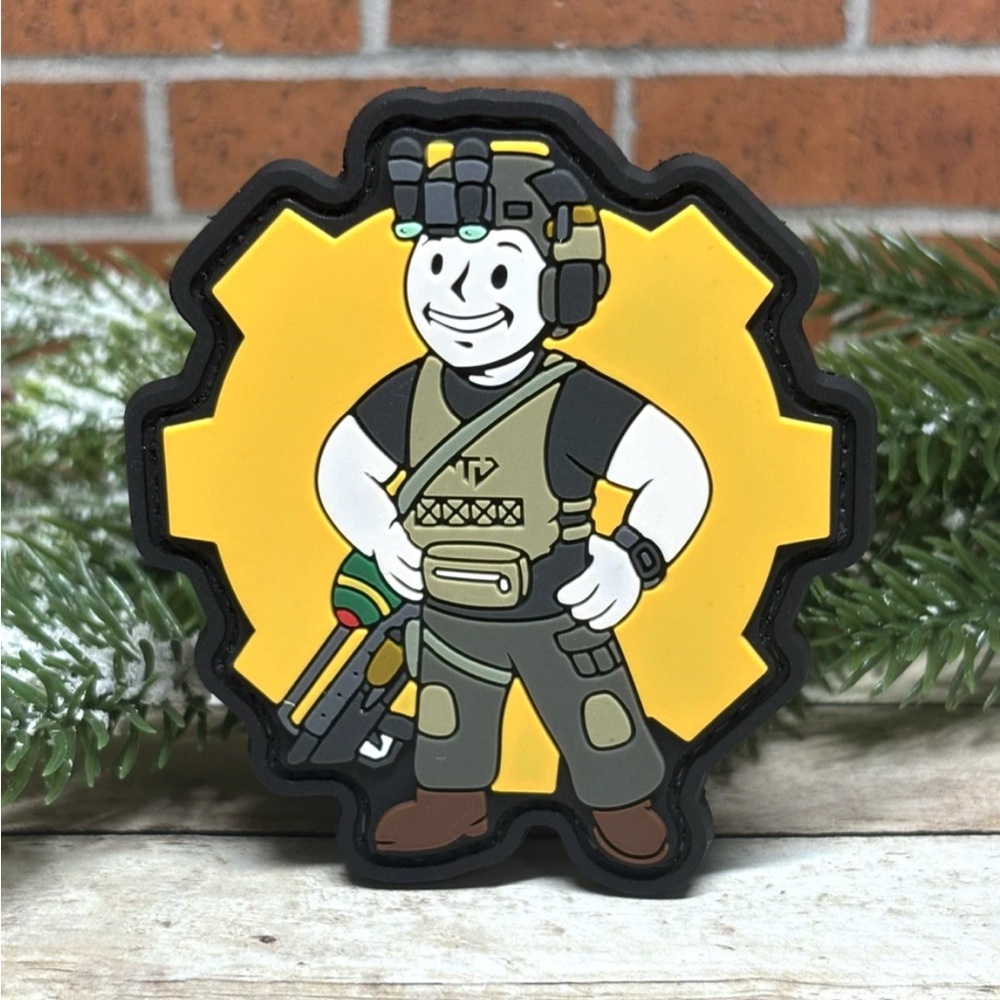 PVC Tactical Patch, Fallout Patch, Morale Gun Vault-Tec Patch, Vault Boy Patch